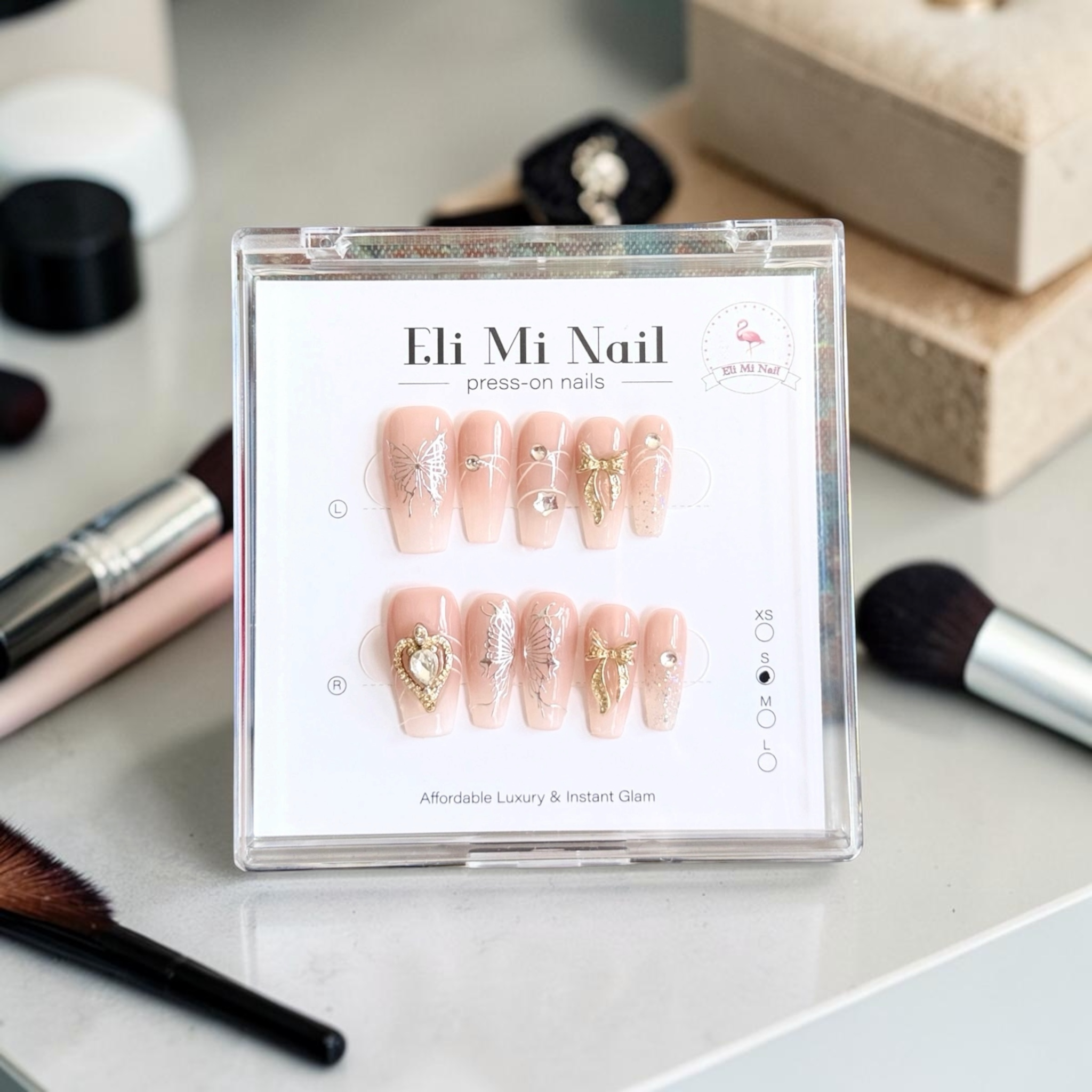 B3 Butterfly and Bowl